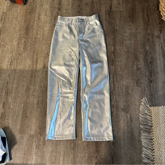 Abercrombie & Fitch Silver Metallic Pants - Picture 1 of 6